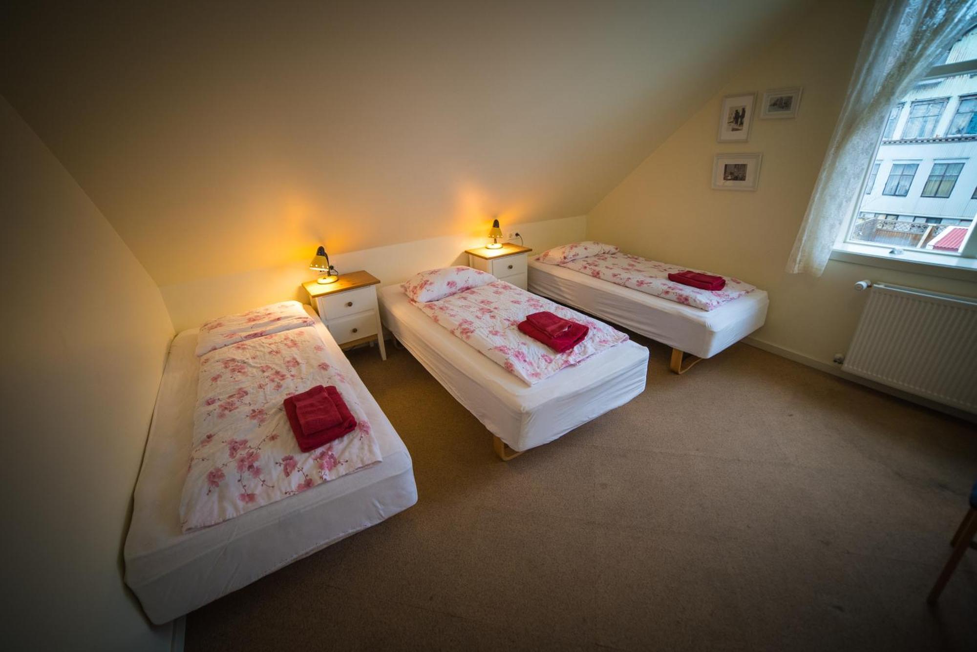 Guesthouse Gamla Isafjordur Luaran gambar